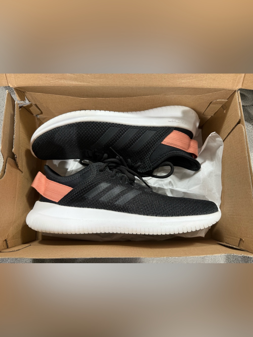 Adidas Woman’s White Low-Top Sneakers - Picture 2 of 7